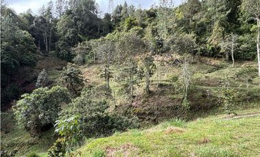 Venta de Lote En El Retiro en Unidad Cerrada con Vista Panorámica