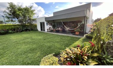 VENTA DE CASA CAMPESTRE EN CALARC, QUINDO, COLOMBIA