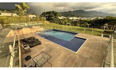 VENTA DE CASA CAMPESTRE EN CALARC, QUINDO, COLOMBIA