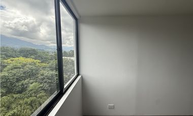 Se Alquila Apartamento Edificio Foresta Av 19