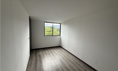 Se Alquila Apartamento Edificio Foresta Av 19