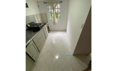 ARRIENDO HERMOSO APTO PEQUEÑO UNIDAD ABIERTA SAN ANTONIO DE PRADO