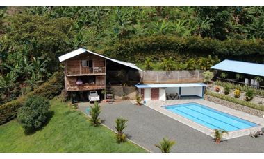 Casa  Campestre en Pereira, Sector  Combia.