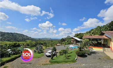 Casa  Campestre en Pereira, Sector  Combia.