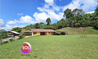 Casa  Campestre en Pereira, Sector  Combia.