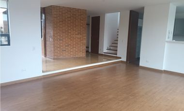 CASA EN ARRIENDO EN HACIENDA FONTANAR - CHA, C/MARCA