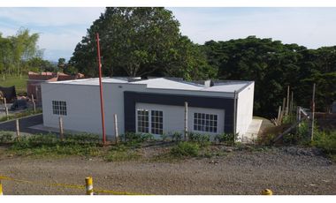 HERMOSA CASA CAMPESTRE, VIA PEREIRA-ALCALA