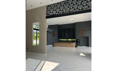 ‼ Casa de lujo en condominio, Combia, Pereira