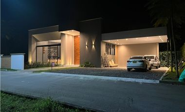 ‼ Casa de lujo en condominio, Combia, Pereira