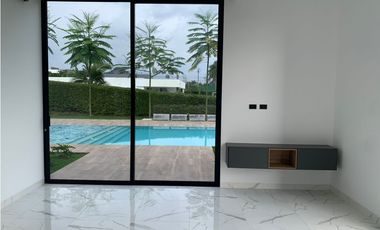 ‼ Casa de lujo en condominio, Combia, Pereira