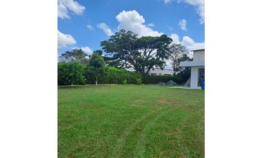 Oportunidad Casa campestre en Condominio vía Alcalá!