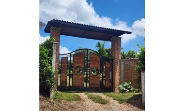 Oportunidad Casa campestre en Condominio vía Alcalá!