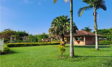 Oportunidad Casa campestre en Condominio vía Alcalá!