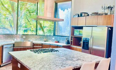 HERMOSA, ESTILO RUSTICO CONTEMPORANEO EN PALMILLAS