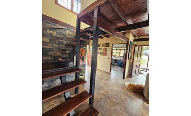 Vendo Finca Turística con Chalets en Santa Elena, Medellín