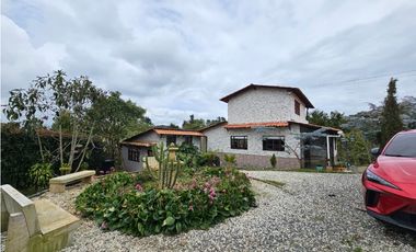 Vendo Finca Turística con Chalets en Santa Elena, Medellín