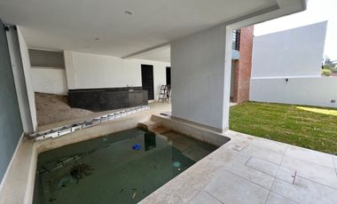 Departamentos en RENTA de lujo Conjunto las Quintas en con alberca común