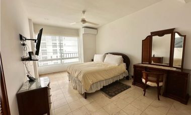 VENDO EN CARTAGENA PENTHOUSE FRENTE A LA BAHA DE CASTILLOGRANDE