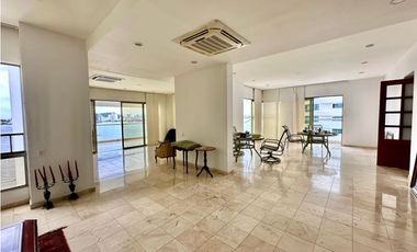 VENDO EN CARTAGENA PENTHOUSE FRENTE A LA BAHA DE CASTILLOGRANDE
