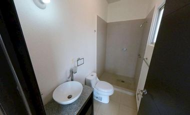 Venta de casa en condominio en Convento de las mercedarias , con balcón