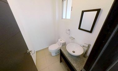 Venta de casa en condominio en Convento de las mercedarias , con balcón