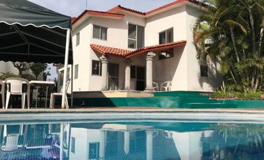 Casa en Venta - Fraccionamiento Brisas