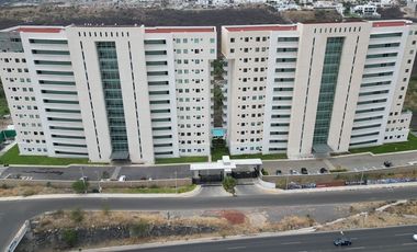Renta o Venta de Departamento Amueblado en Juriquilla, Querétaro.