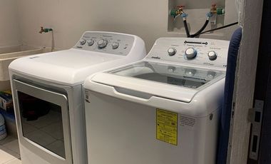 Renta o Venta de Departamento Amueblado en Juriquilla, Querétaro.