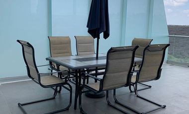 Renta o Venta de Departamento Amueblado en Juriquilla, Querétaro.