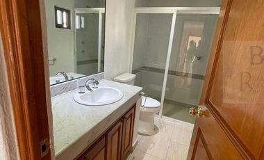 CASA EN FRACCIONAMIENTO EN LAS HACIENDAS