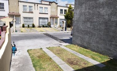 HERMOSA CASA EN VENTA HACIENDA DEL VALLE II