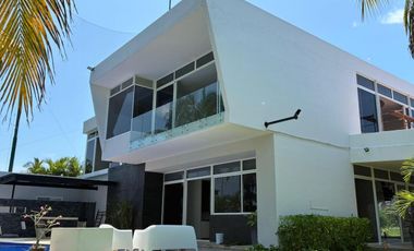 Residencia de Lujo en Condominio Xel-Ha, Acapulco Diamante