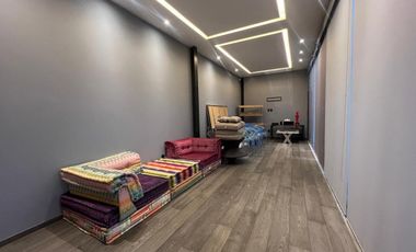 CASA EN VENTA CON TERRENO DOBLE Y ALBERCA, EN LOMAS DEL PEDREGAL, IMPECABLE!