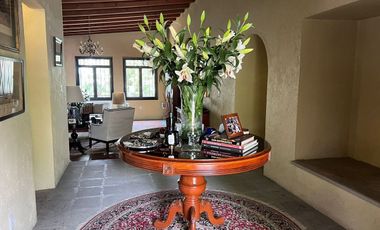 Espectacular Propiedad en Tlalpan con Casa de Lujo e Instalaciones Para Caballos