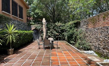 Espectacular Propiedad en Tlalpan con Casa de Lujo e Instalaciones Para Caballos