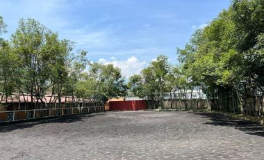 Espectacular Propiedad en Tlalpan con Casa de Lujo e Instalaciones Para Caballos