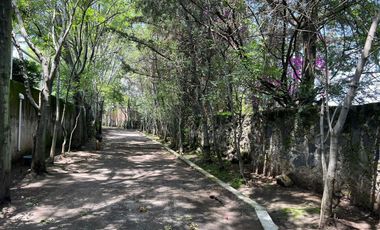 Espectacular Propiedad en Tlalpan con Casa de Lujo e Instalaciones Para Caballos