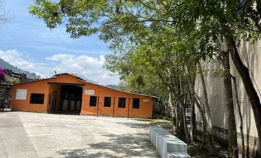 Espectacular Propiedad en Tlalpan con Casa de Lujo e Instalaciones Para Caballos