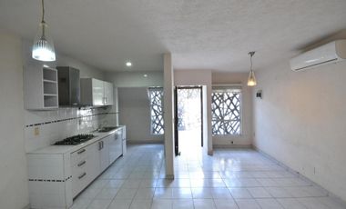CASA CON 2 DEPARTAMENTOS INDEPENDIENTES OPORTUNIDAD UNICA EN PUERTO VALLARTA
