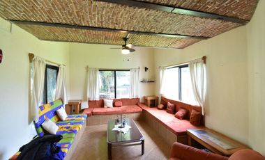 Casa de campo amueblada a un lado del río de Teuchitlán – ideal Airbnb