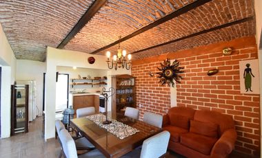 Casa de campo amueblada a un lado del río de Teuchitlán – ideal Airbnb