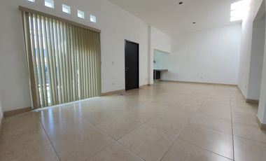 CASA DE 1 PISO “EL DESEO RESIDENCIAL” LOMAS DE ANGELÓPOLIS 2