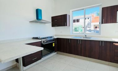 CASA DE 1 PISO “EL DESEO RESIDENCIAL” LOMAS DE ANGELÓPOLIS 2