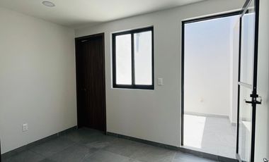 RESIDENCIA EN VENTA CON REC. EN PB Y ACABADOS DE LUJO EN LOMAS DE ANGELOPOLIS
