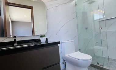 RESIDENCIA EN VENTA CON REC. EN PB Y ACABADOS DE LUJO EN LOMAS DE ANGELOPOLIS