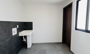 RESIDENCIA EN VENTA CON REC. EN PB Y ACABADOS DE LUJO EN LOMAS DE ANGELOPOLIS