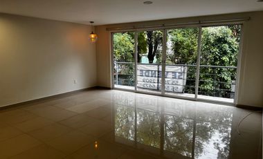 Amplio e iluminado departamento en renta en Letrán Valle