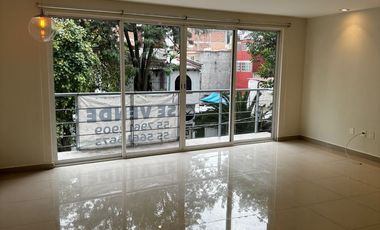 Amplio e iluminado departamento en renta en Letrán Valle