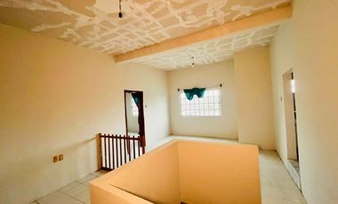 Casa en venta en Veracruz con 4 Hab y Alberca Col. Astilleros