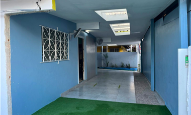 VENTA DE CASA COMERCIAL O RESIDENCIAL EN VILLA CACERES BETANIA (13)